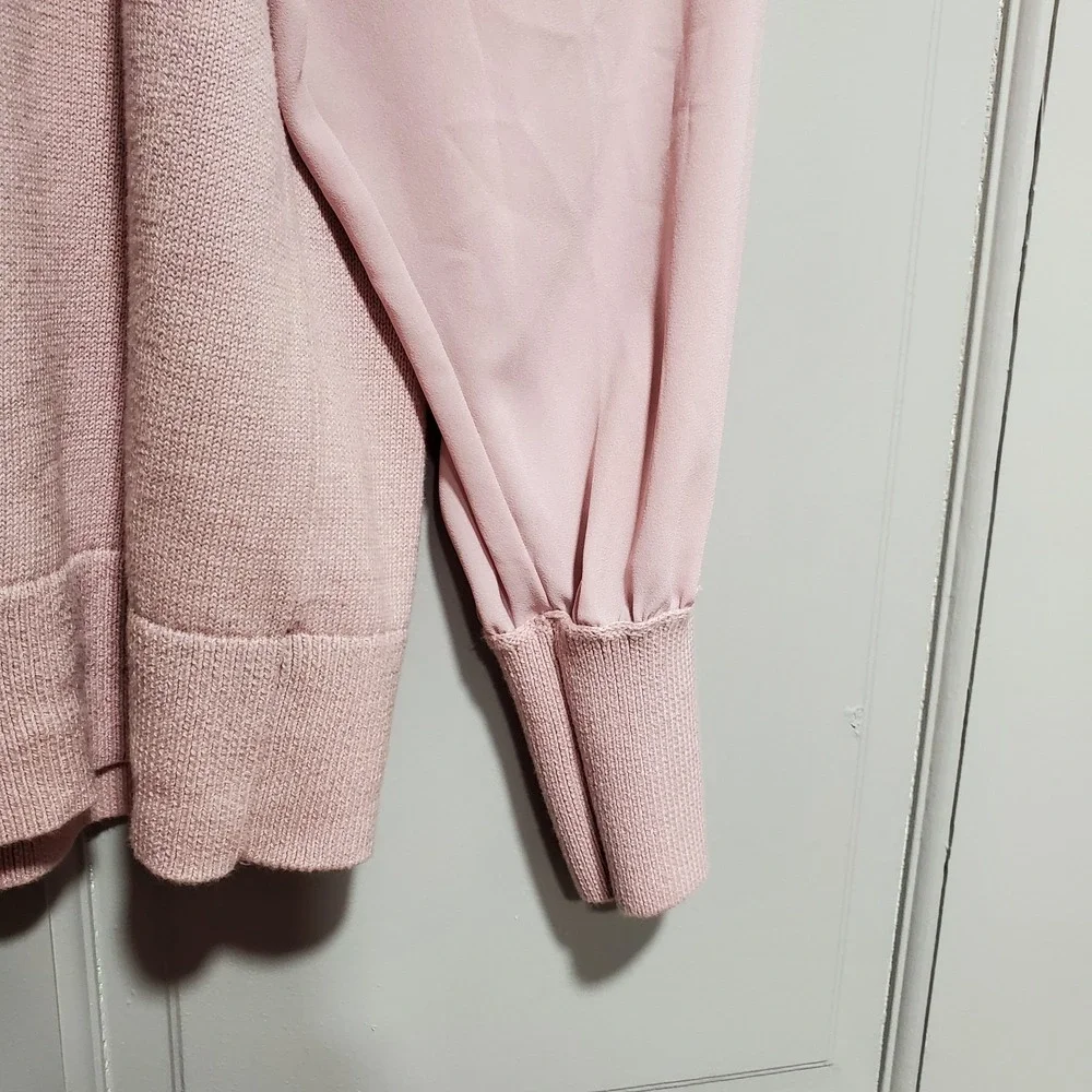 Loft women Sweater Size‎ Medium Soft Blush Pink Long Sleeves Ribbed cuffs Office